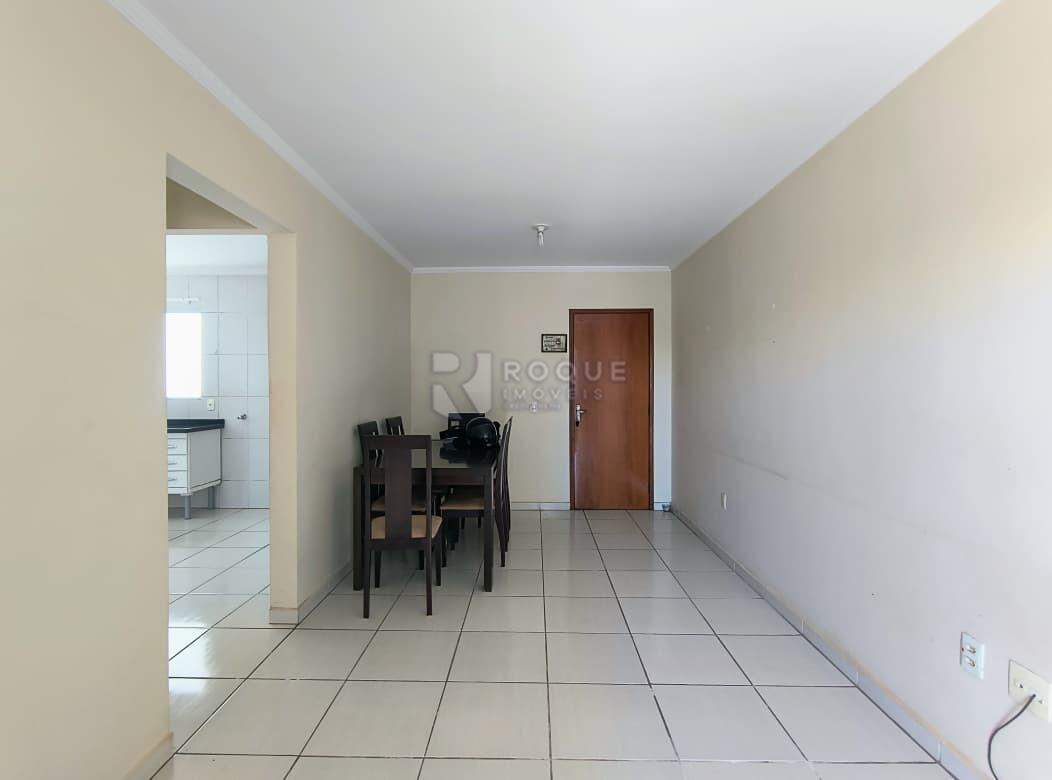 Apartamento para aluguel no bairro Jardim Ouro Verde: Sala