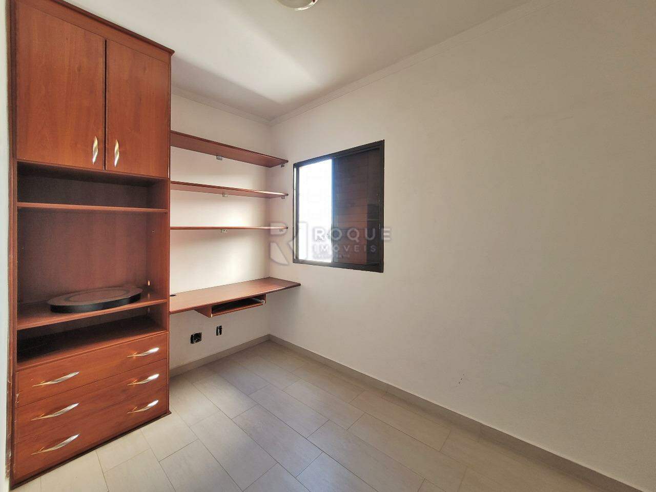 Apartamento à venda no bairro Vila Conceição: Dormitório 2