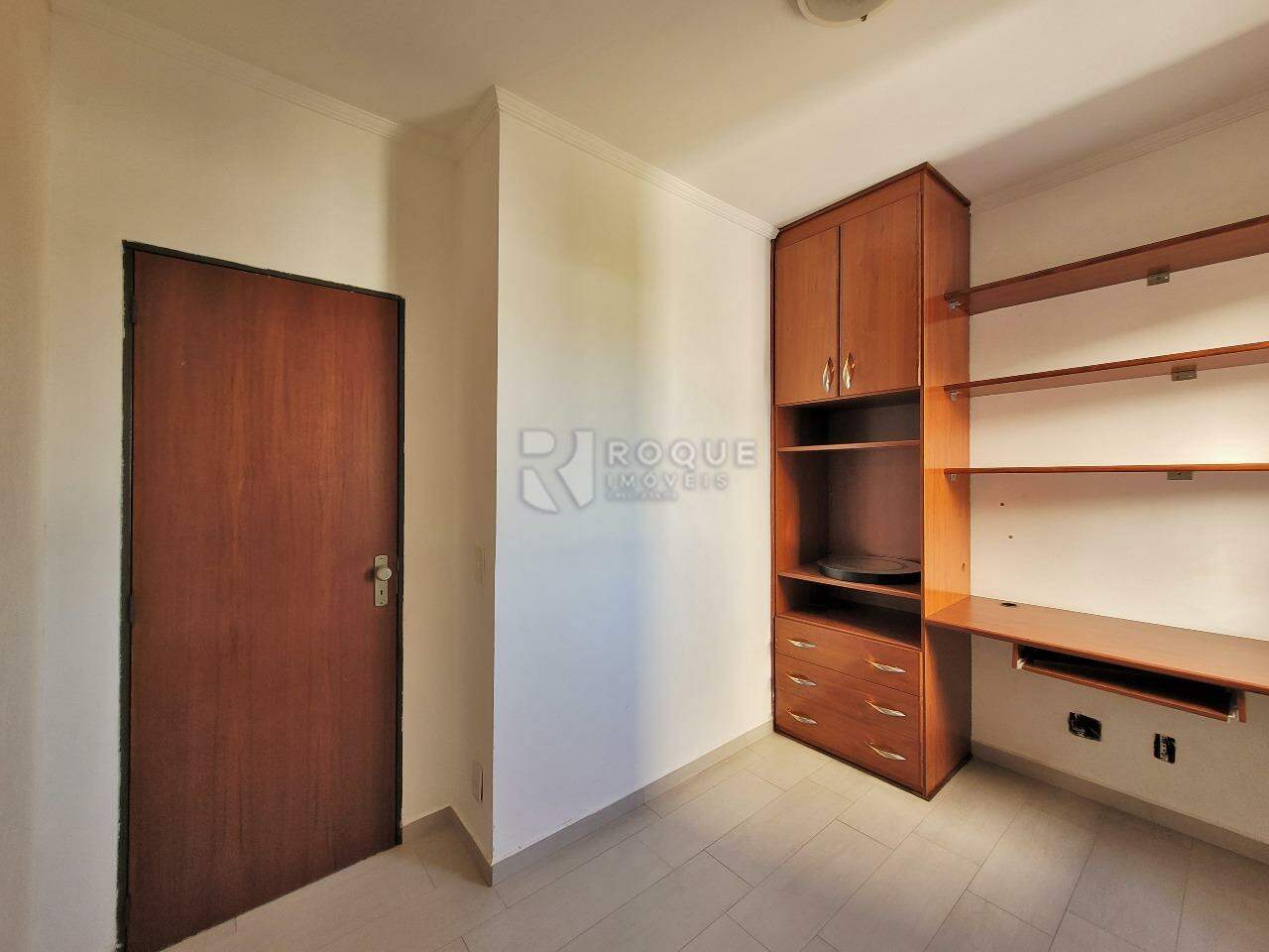 Apartamento à venda no bairro Vila Conceição: Dormitório 2