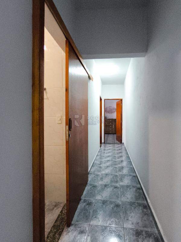Casa Residencial à venda no bairro Jardim São Lourenço: CORREDOR INTERNO