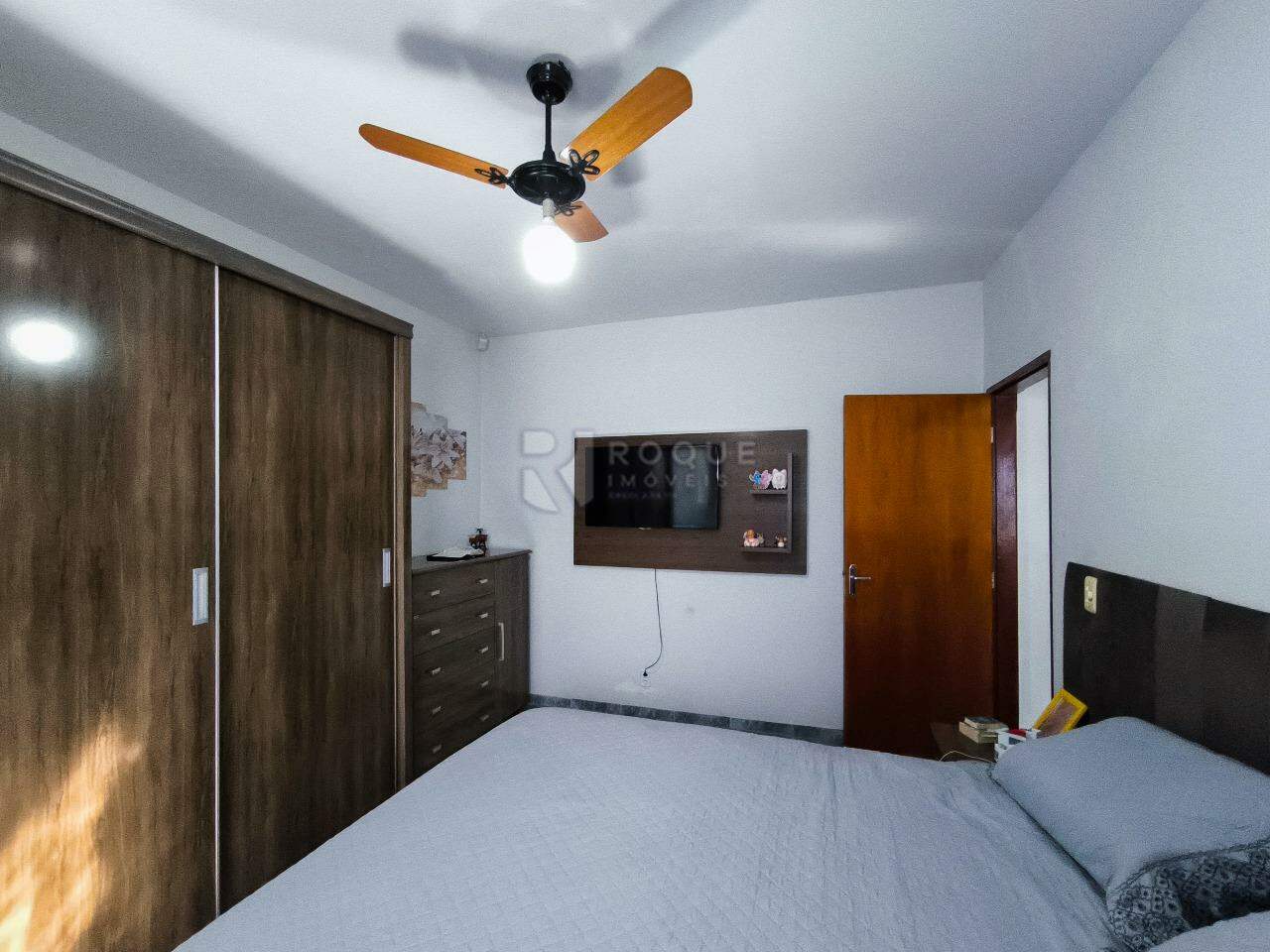 Casa Residencial à venda no bairro Jardim São Lourenço: SUÍTE