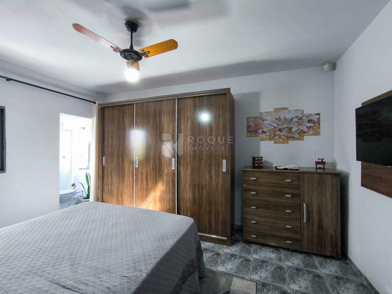 Casa Residencial à venda no bairro Jardim São Lourenço: SUÍTE