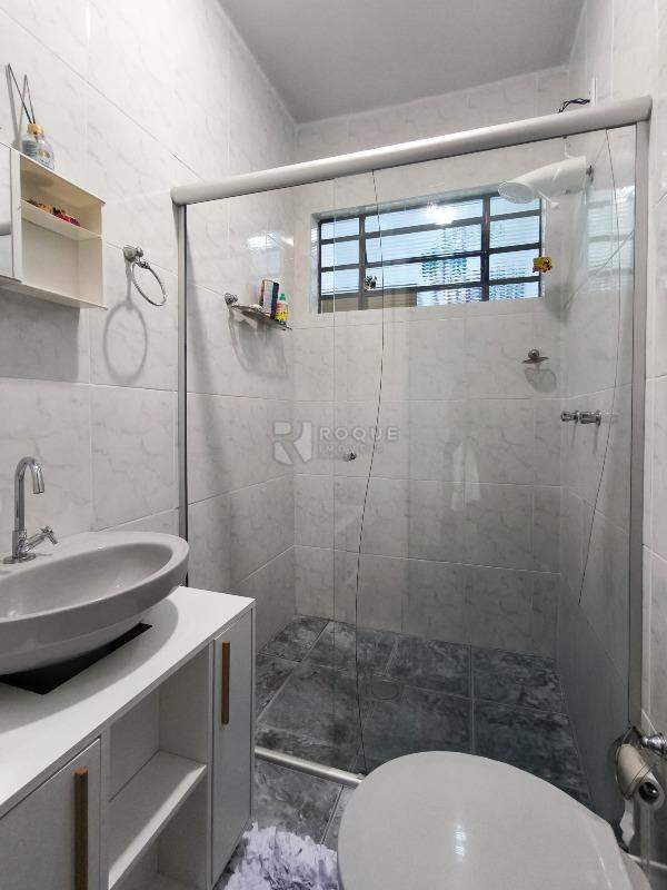 Casa Residencial à venda no bairro Jardim São Lourenço: BANHEIRO SOCIAL