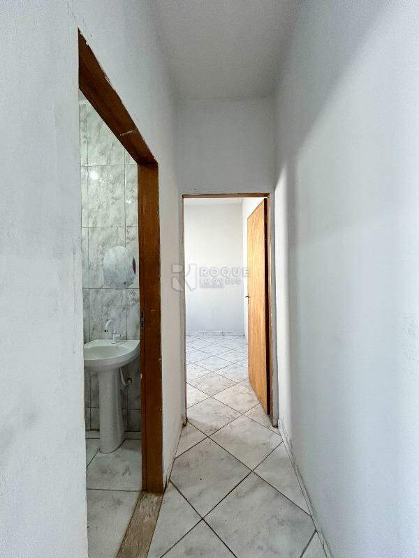 Casa Residencial para aluguel no bairro Parque Residencial Belinha Ometto: Hall 