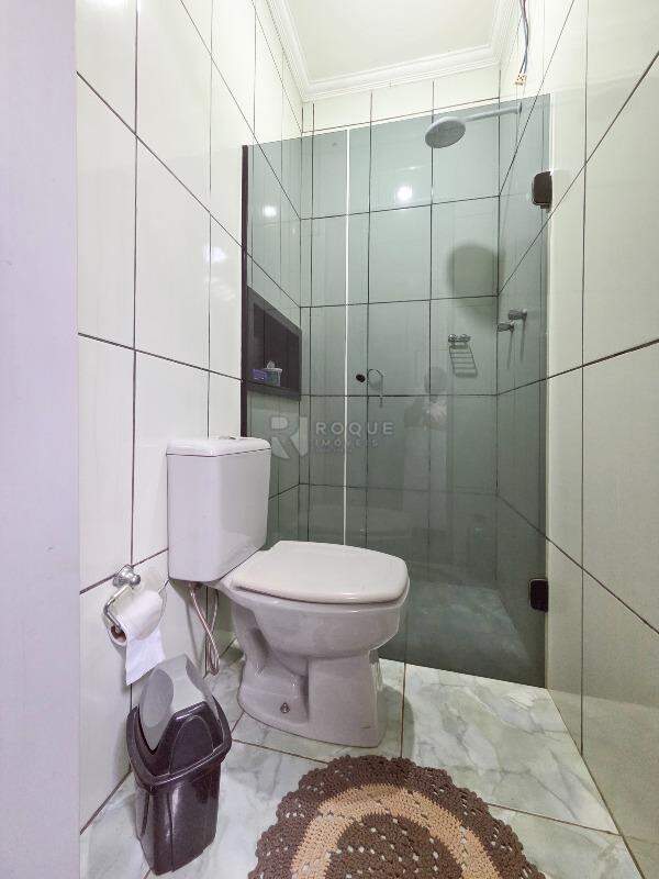 Casa Residencial à venda no bairro RESIDENCIAL AQUARIUS: WC SOCIAL EXTERNO