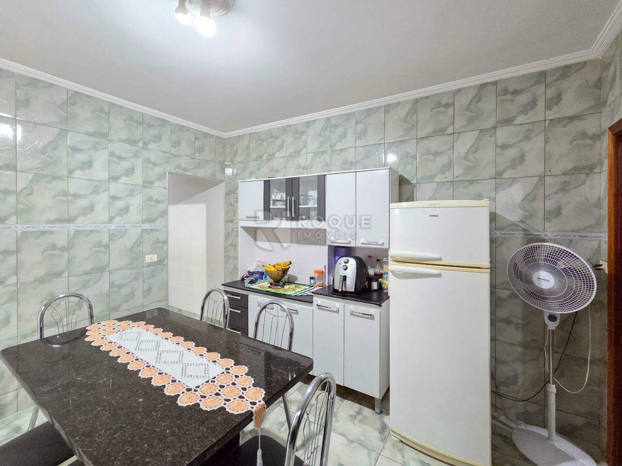 Casa Residencial à venda no bairro RESIDENCIAL AQUARIUS: COZINHA