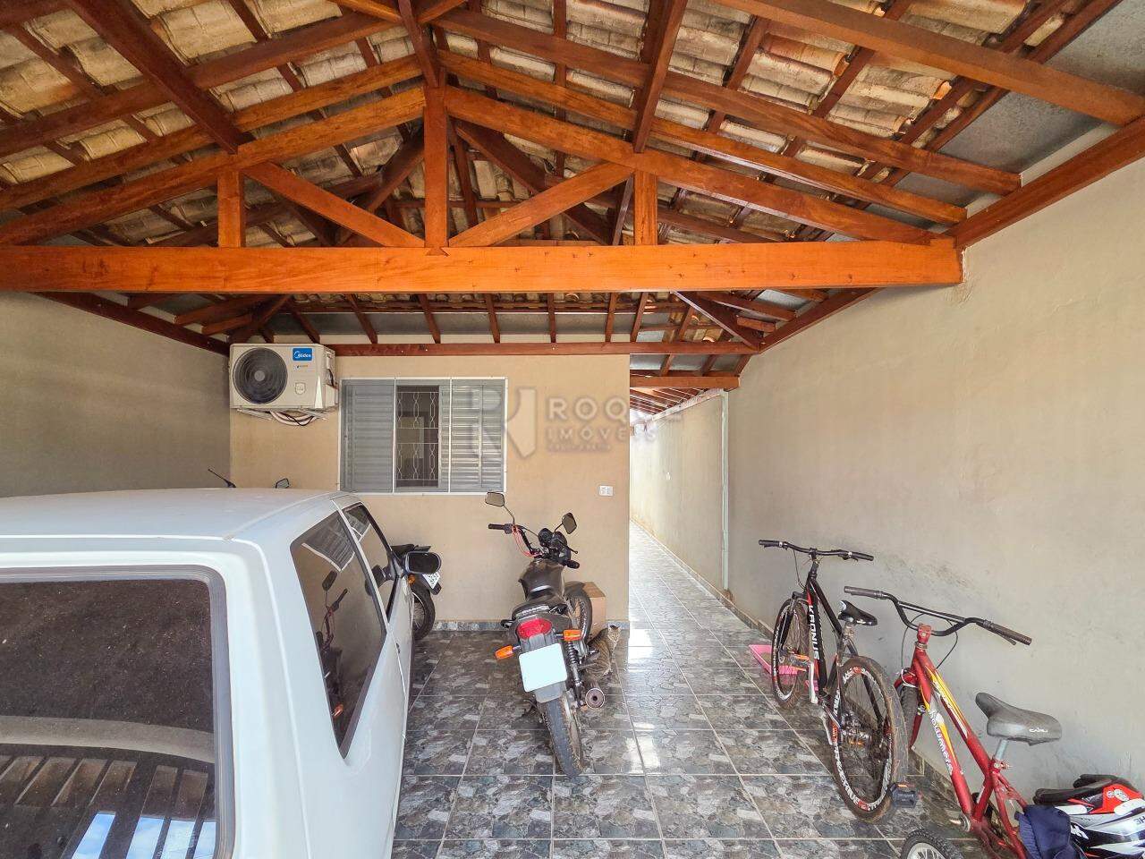 Casa Residencial à venda no bairro RESIDENCIAL AQUARIUS: GARAGEM