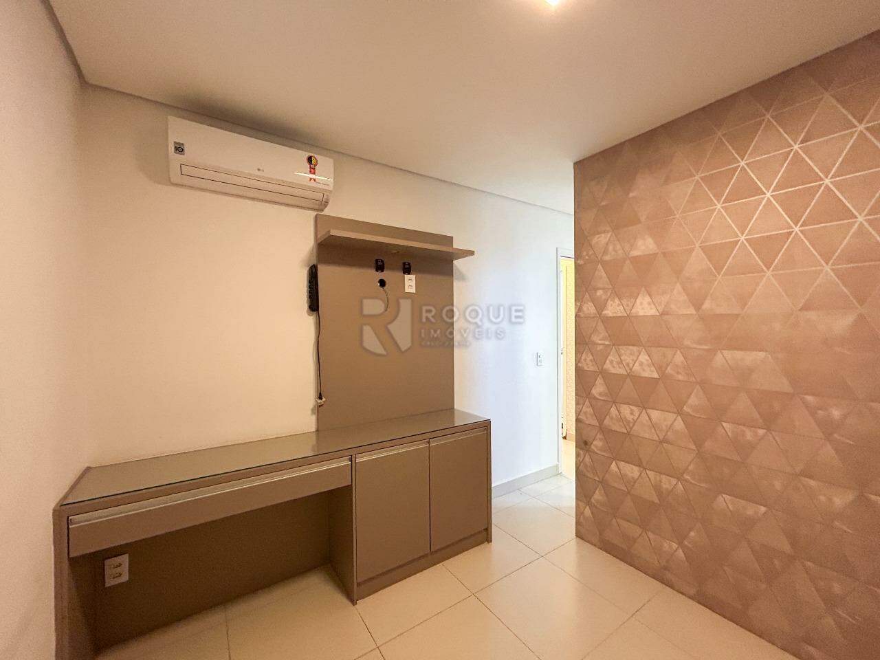 Apartamento para aluguel no bairro Vila Limeiranea: Dormitório 2 suíte 