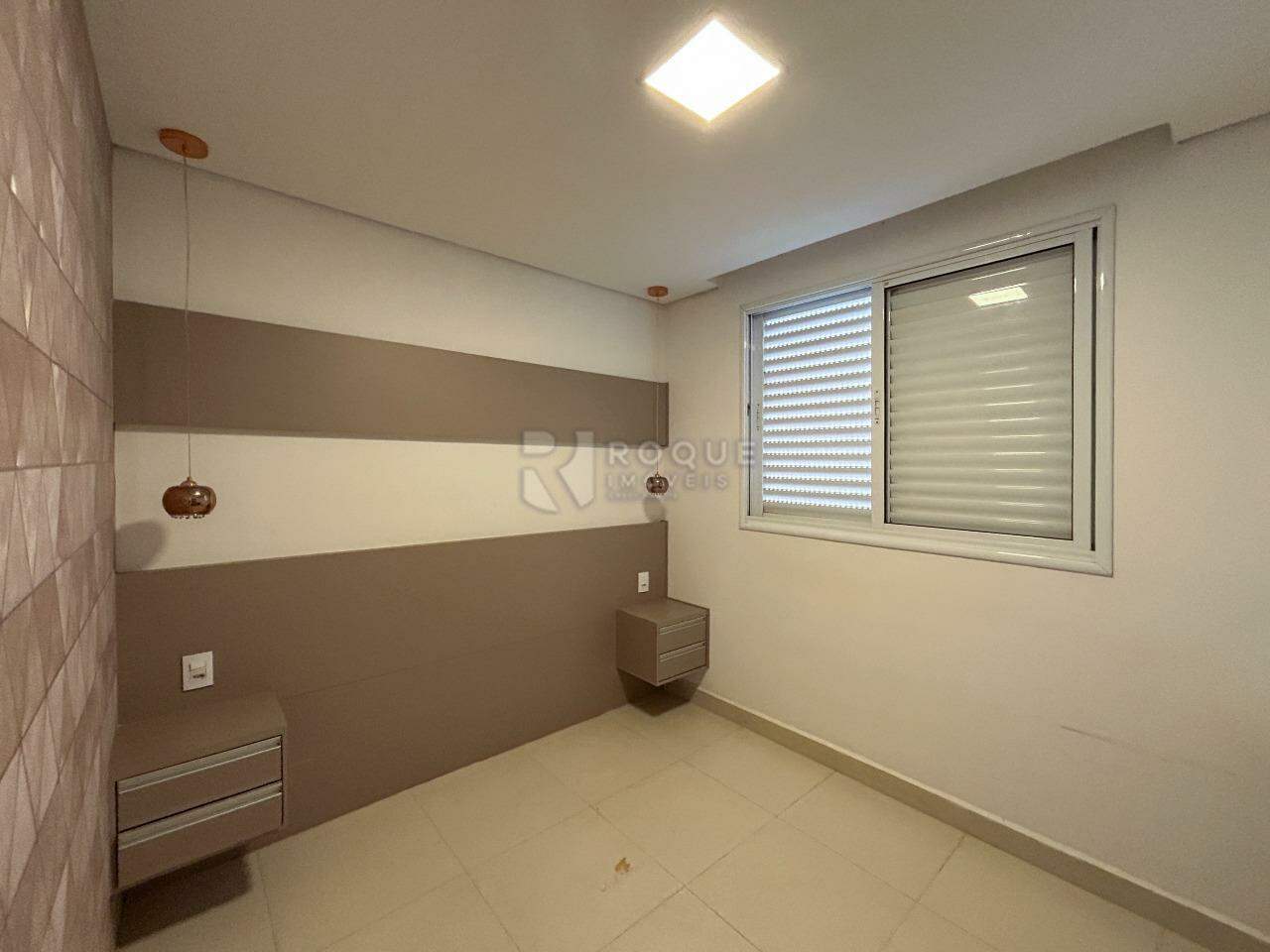 Apartamento para aluguel no bairro Vila Limeiranea: Dormitório 2 suíte 
