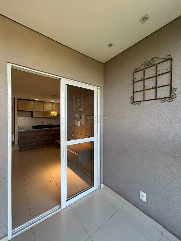 Apartamento para aluguel no bairro Vila Limeiranea: Sacada 