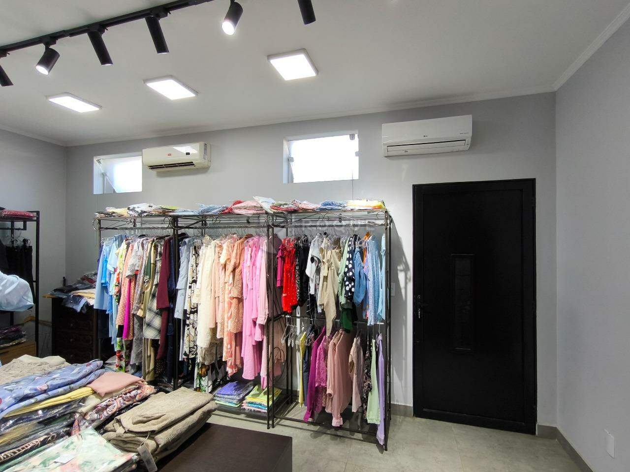 Casa Comercial à venda no bairro Centro: SALÃO COMERCIAL