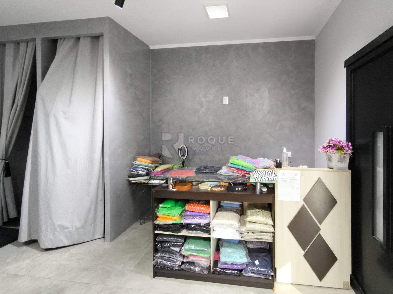 Casa Comercial à venda no bairro Centro: SALÃO COMERCIAL