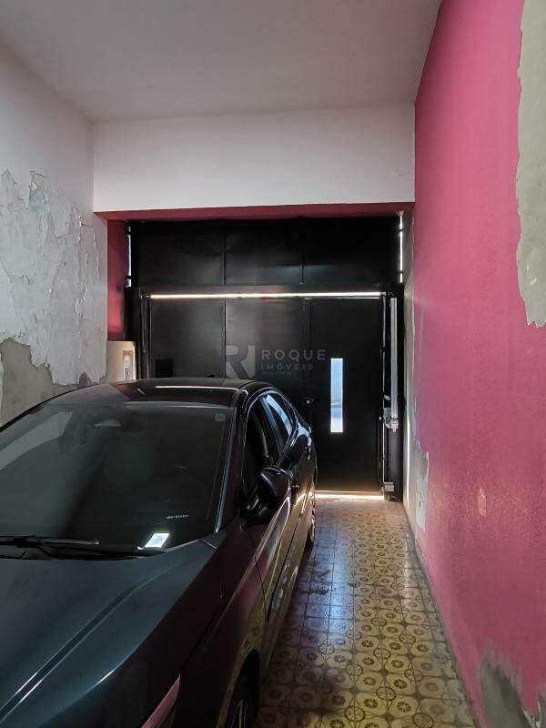 Casa Comercial à venda no bairro Centro: GARAGEM