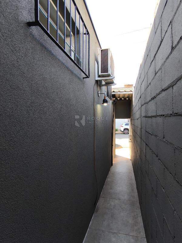 Casa Comercial à venda no bairro Centro: ENTRADA