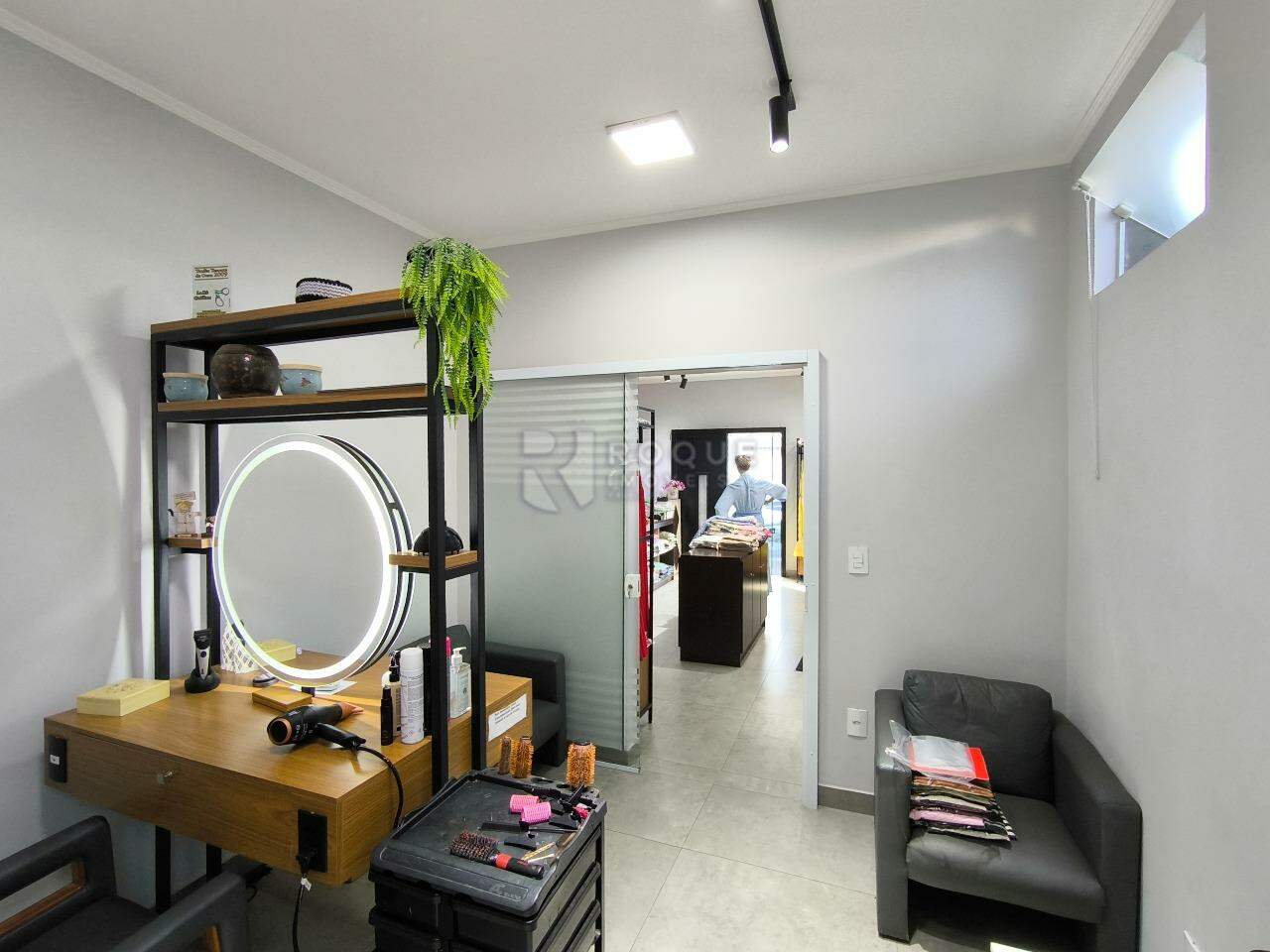 Casa Comercial à venda no bairro Centro: SALÃO COMERCIAL