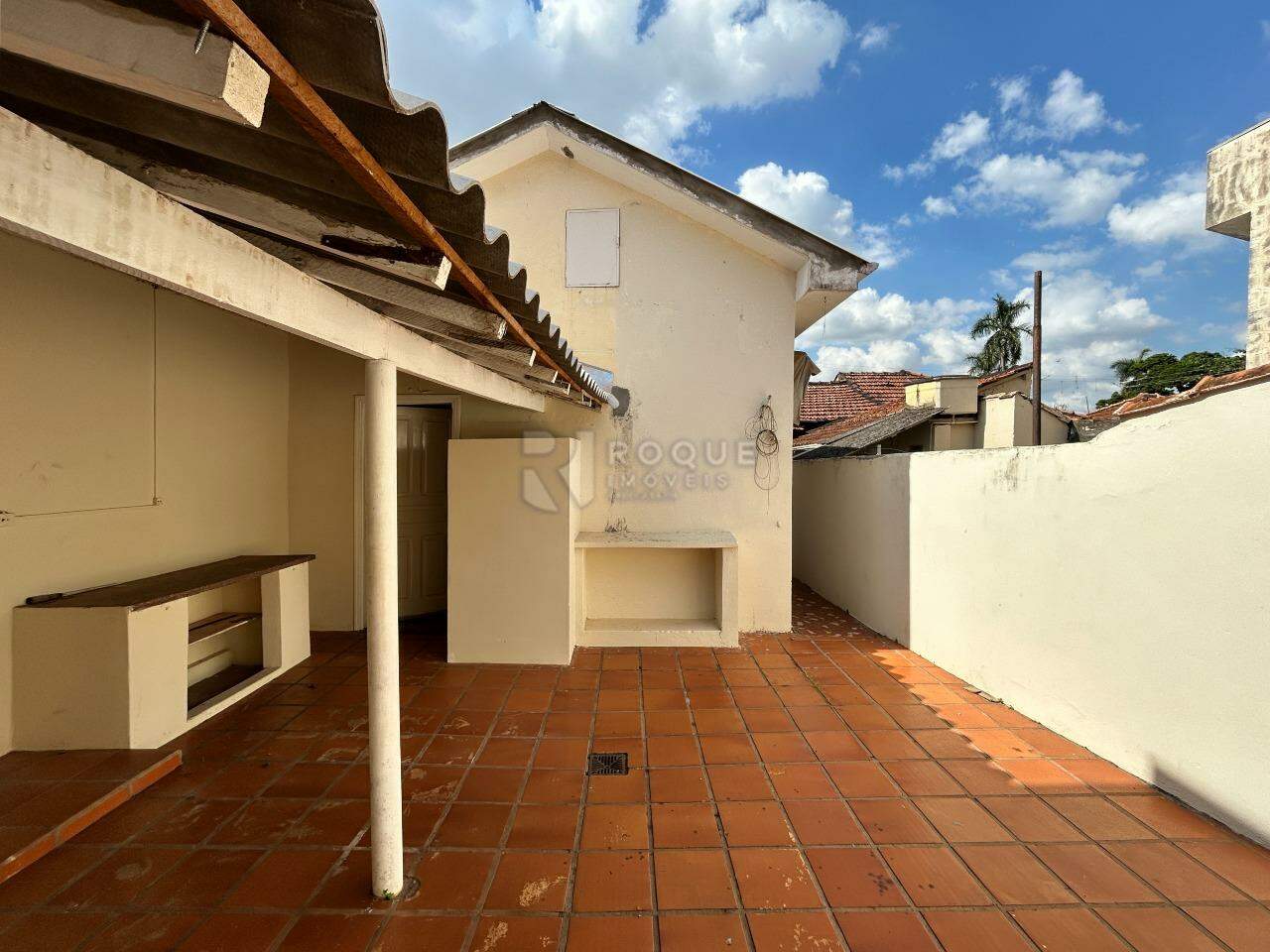 Casa Residencial para aluguel no bairro Vila Paulista: Rancho fundo 