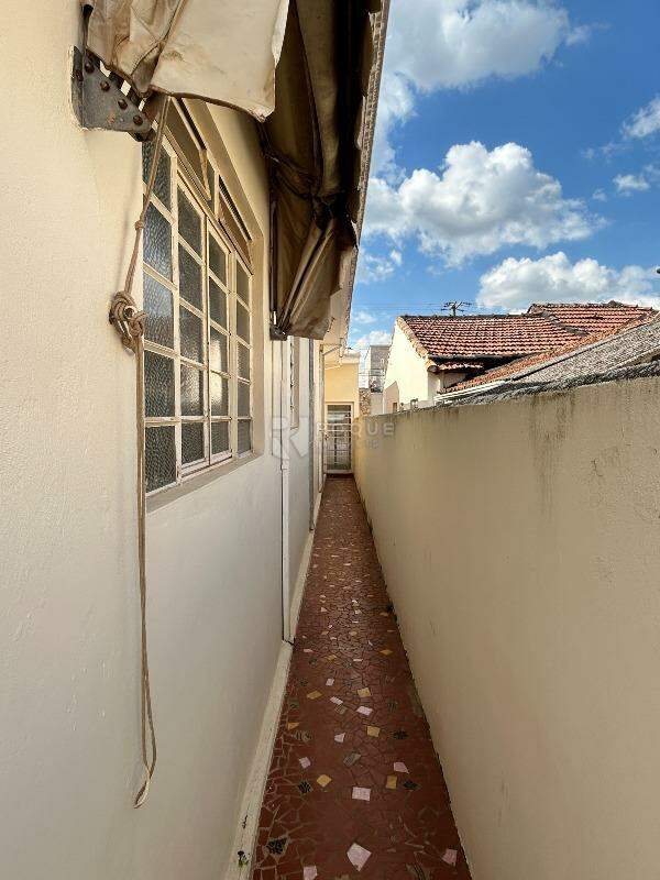 Casa Residencial para aluguel no bairro Vila Paulista: Corredor 