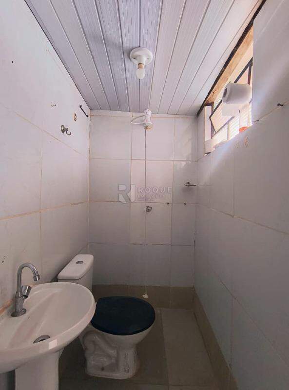 Casa Residencial para aluguel no bairro Jardim Nova Itália: Wc social 