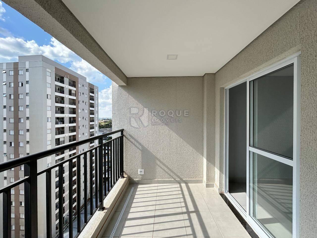 Apartamento para aluguel no bairro Jardim Santa Adélia: Sacada 