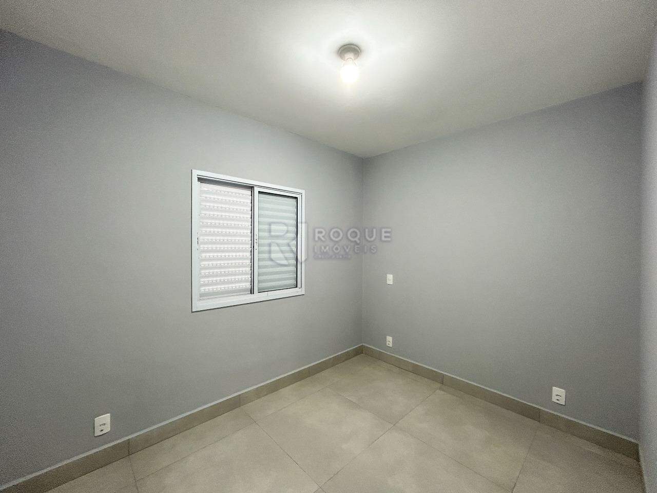 Apartamento para aluguel no bairro Jardim Santa Adélia: Dormitório 1