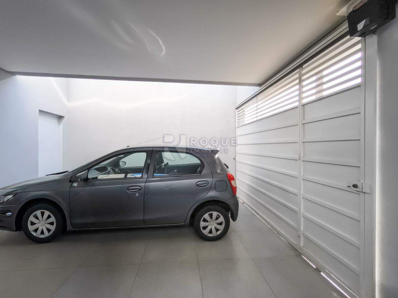 Casa Residencial à venda no bairro Jardim Marajoara: GARAGEM