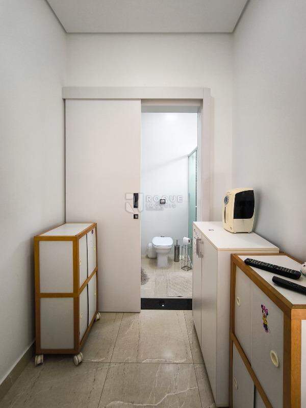 Casa Residencial à venda no bairro Jardim Marajoara: SUÍTE