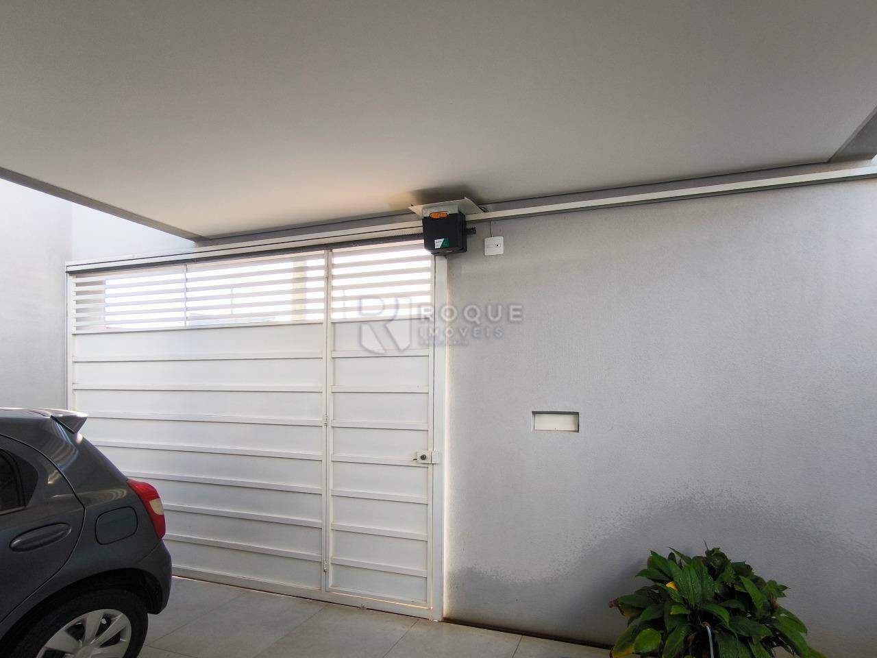 Casa Residencial à venda no bairro Jardim Marajoara: PORTÃO AUTOMÁTICO