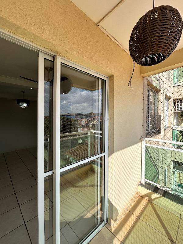 Apartamento para aluguel no bairro Vila Camargo: Sacada