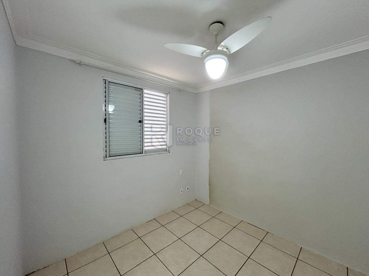 Apartamento para aluguel no bairro Vila Camargo: Dormitório 1