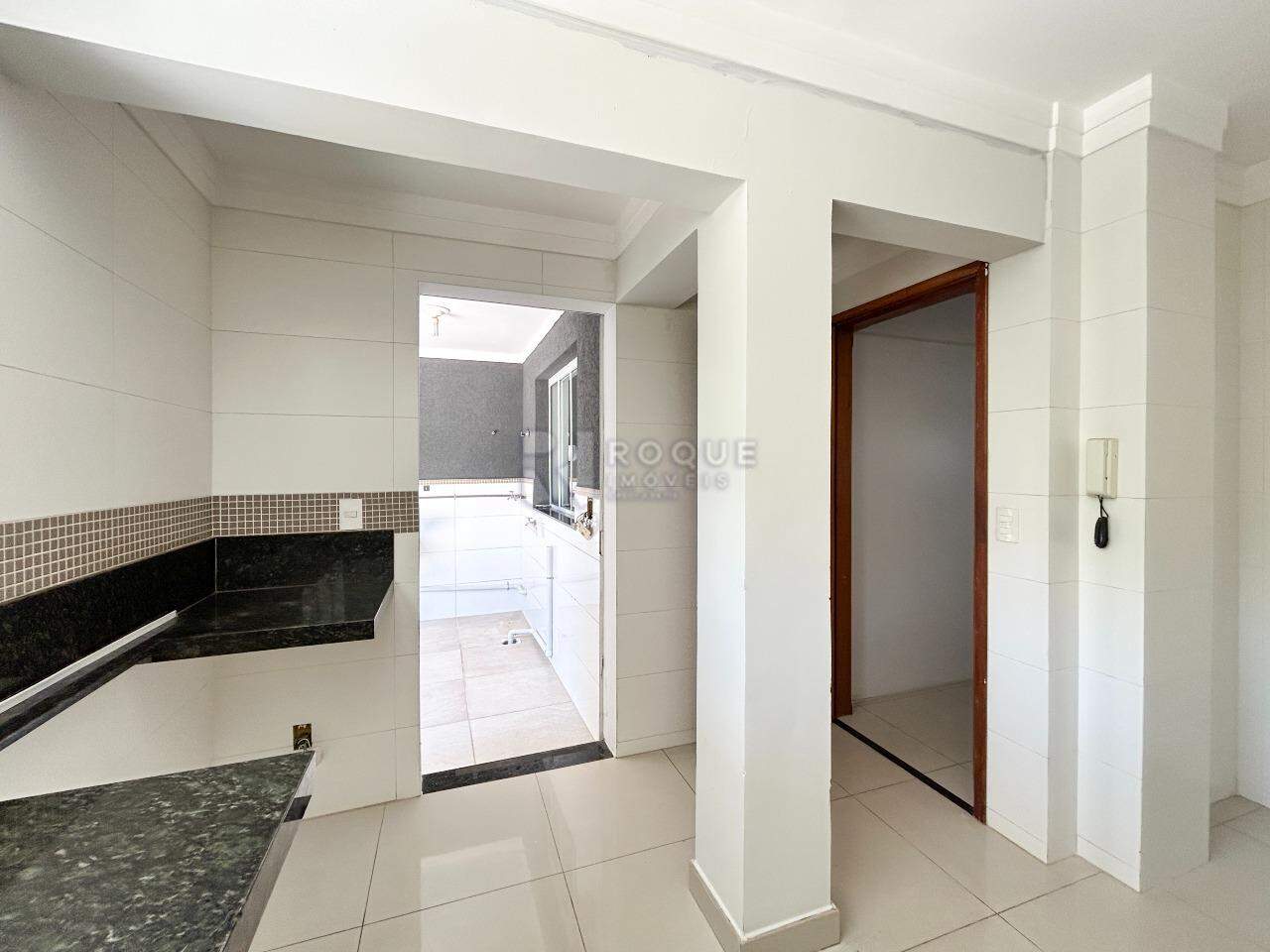 Casa Residencial à venda no bairro Vila São João: Cozinha