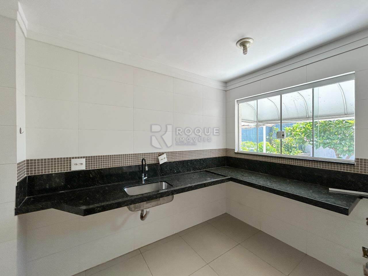 Casa Residencial à venda no bairro Vila São João: Cozinha