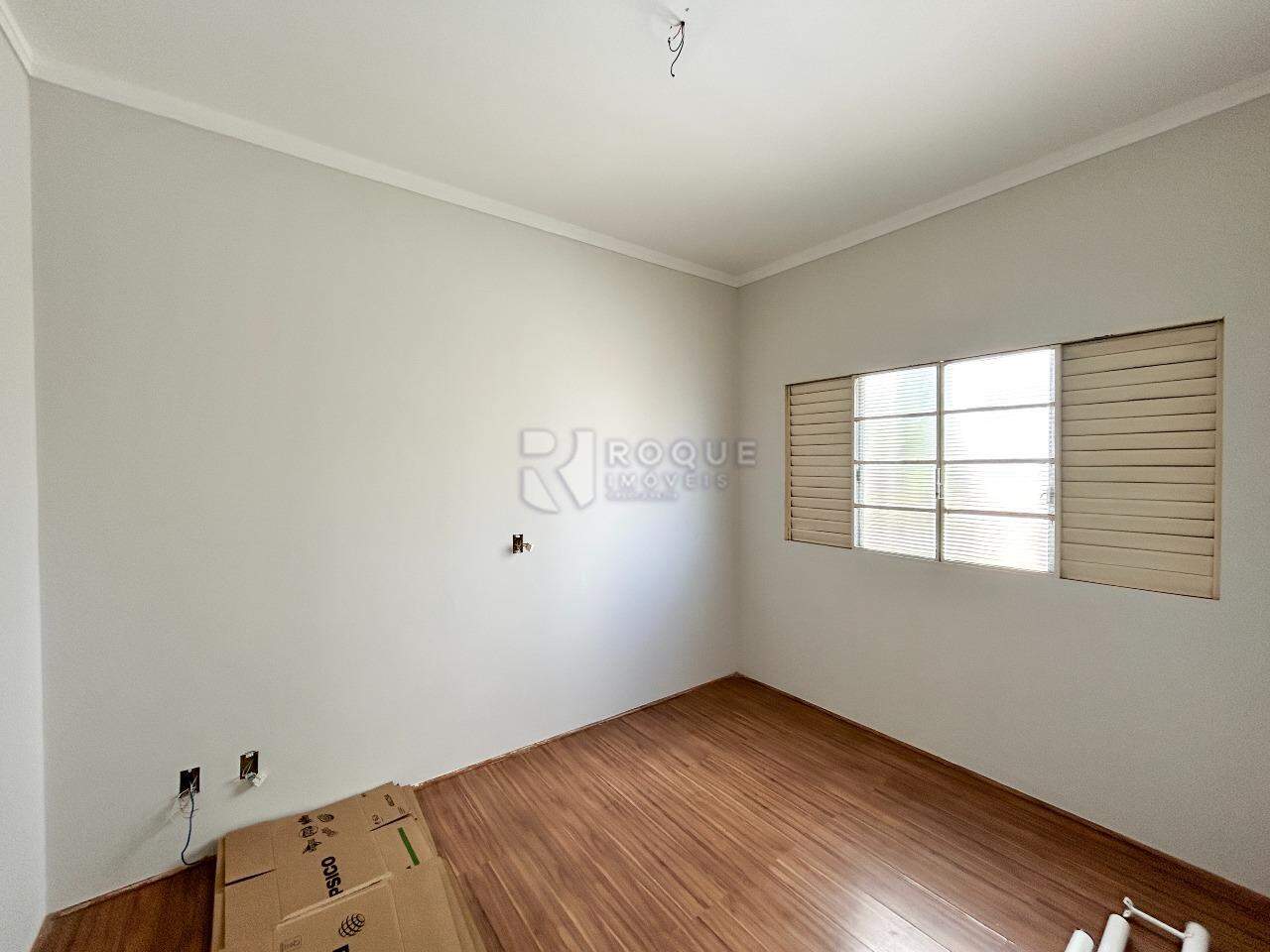 Casa Residencial à venda no bairro Vila São João: Dormitório 1 segundo andar