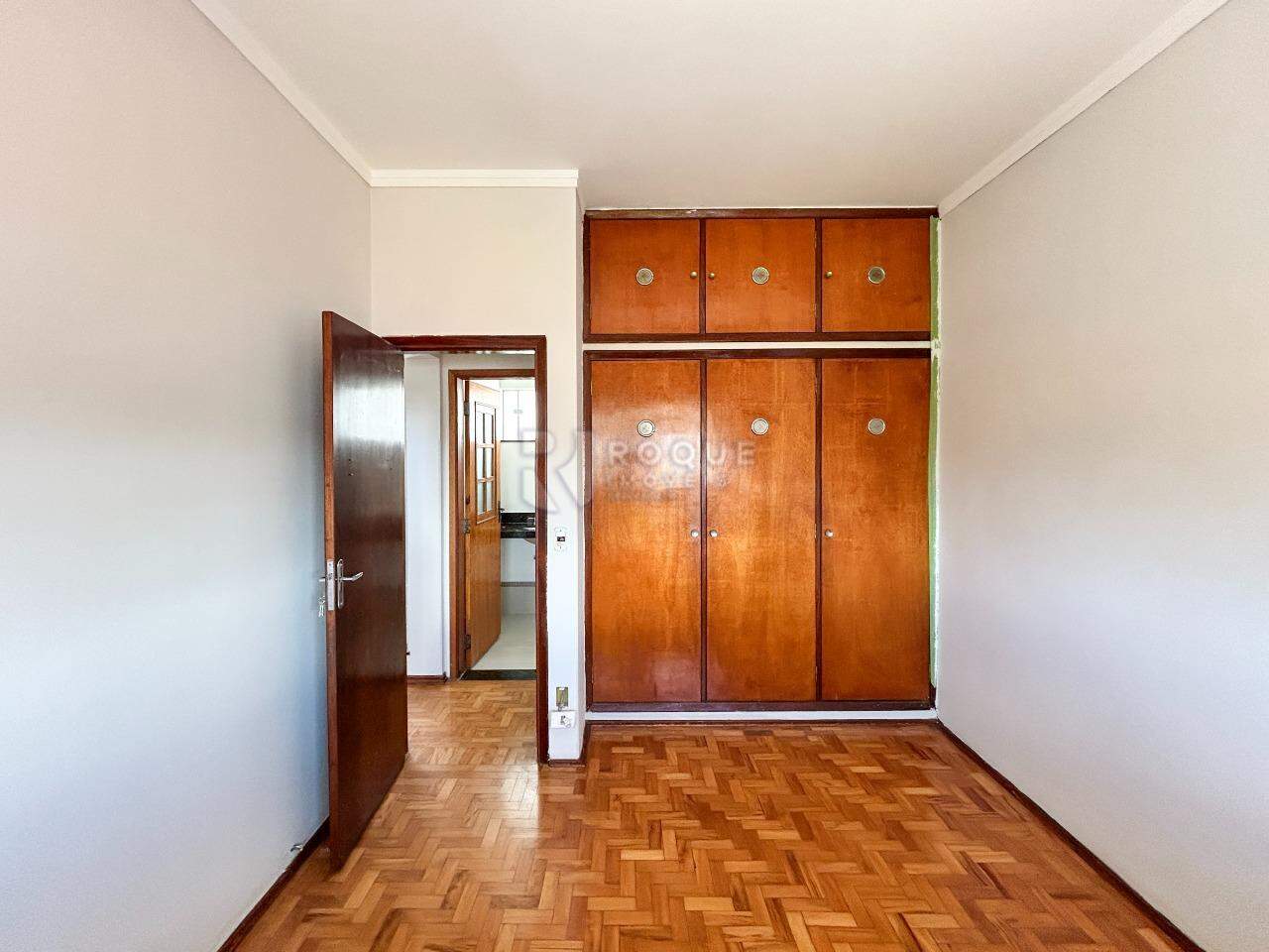 Casa Residencial à venda no bairro Vila São João: Dormitório 3 segundo andar