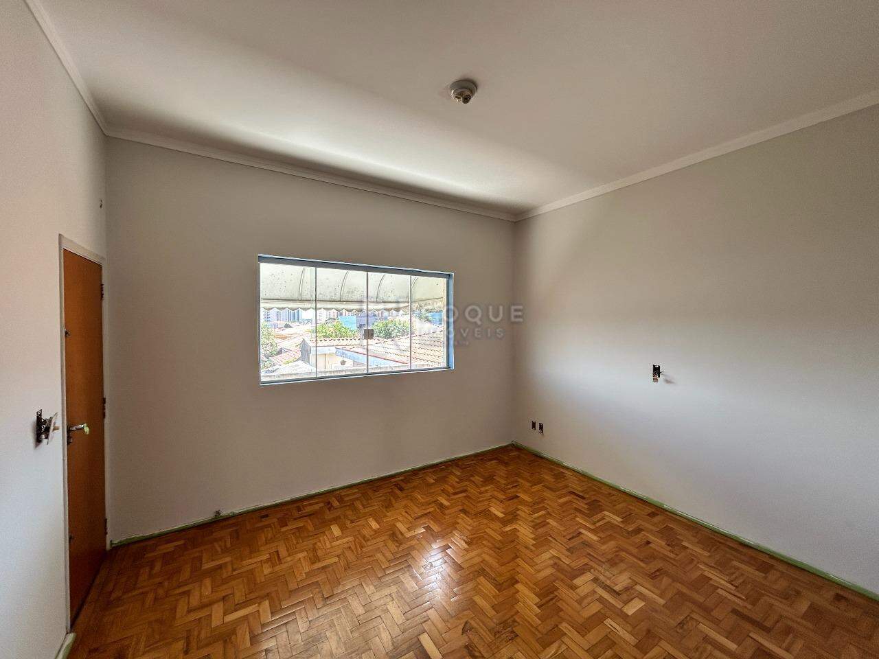 Casa Residencial à venda no bairro Vila São João: Dormitório 2 segundo andar