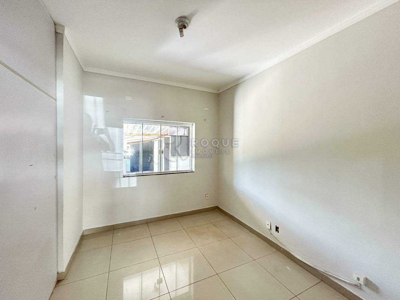 Casa Residencial à venda no bairro Vila São João: Sala 2