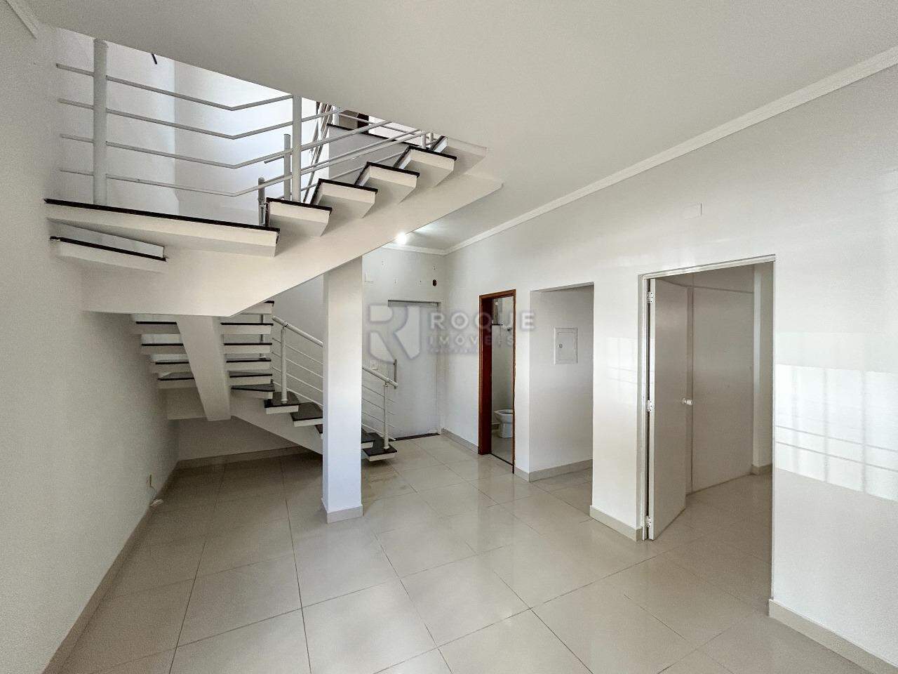 Casa Residencial à venda no bairro Vila São João: Sala