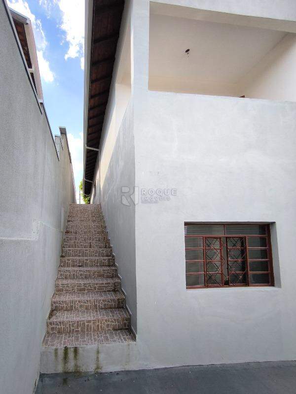 Casa Residencial à venda no bairro Jardim Hortência: LATERAL EXTERNA