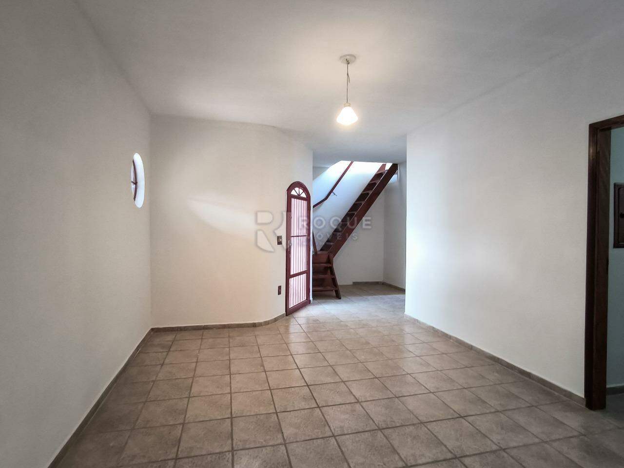 Casa Residencial à venda no bairro Jardim Hortência: SALA DE JANTAR