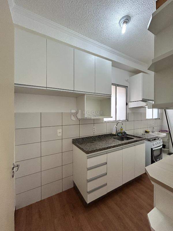 Apartamento para aluguel no bairro Jardim Parque Novo Mundo: Cozinha