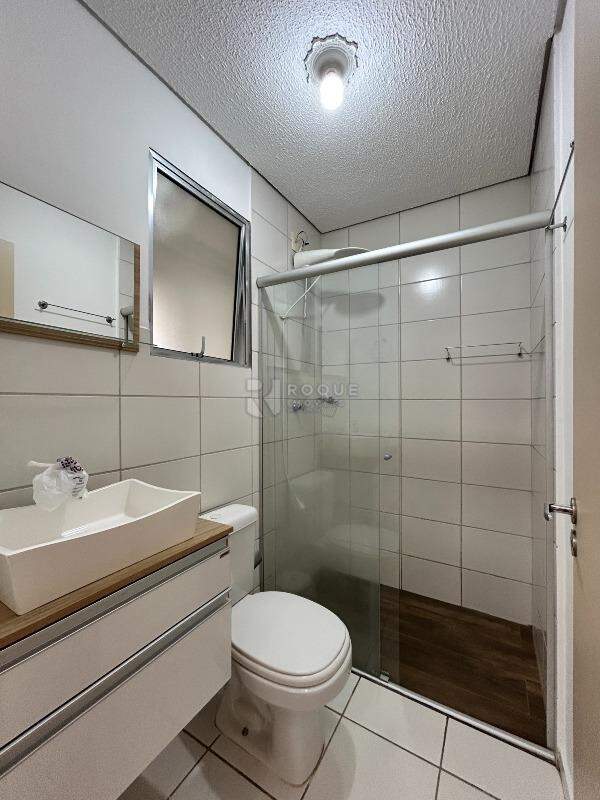 Apartamento para aluguel no bairro Jardim Parque Novo Mundo: WC social 