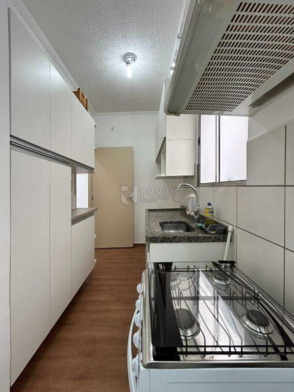 Apartamento para aluguel no bairro Jardim Parque Novo Mundo: Cozinha