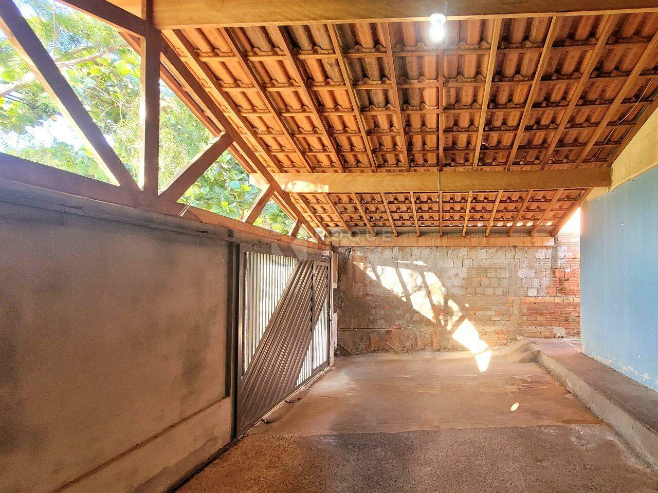 Casa Residencial à venda no bairro Jardim Residencial Antonio Simonetti III: Garagem
