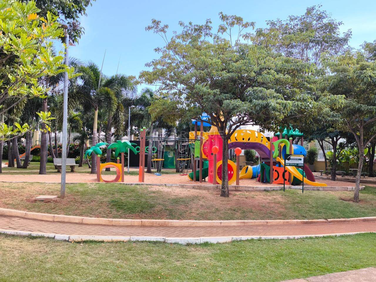 Terreno em condomínio à venda no bairro Terras de São Bento I: PLAYGROUND