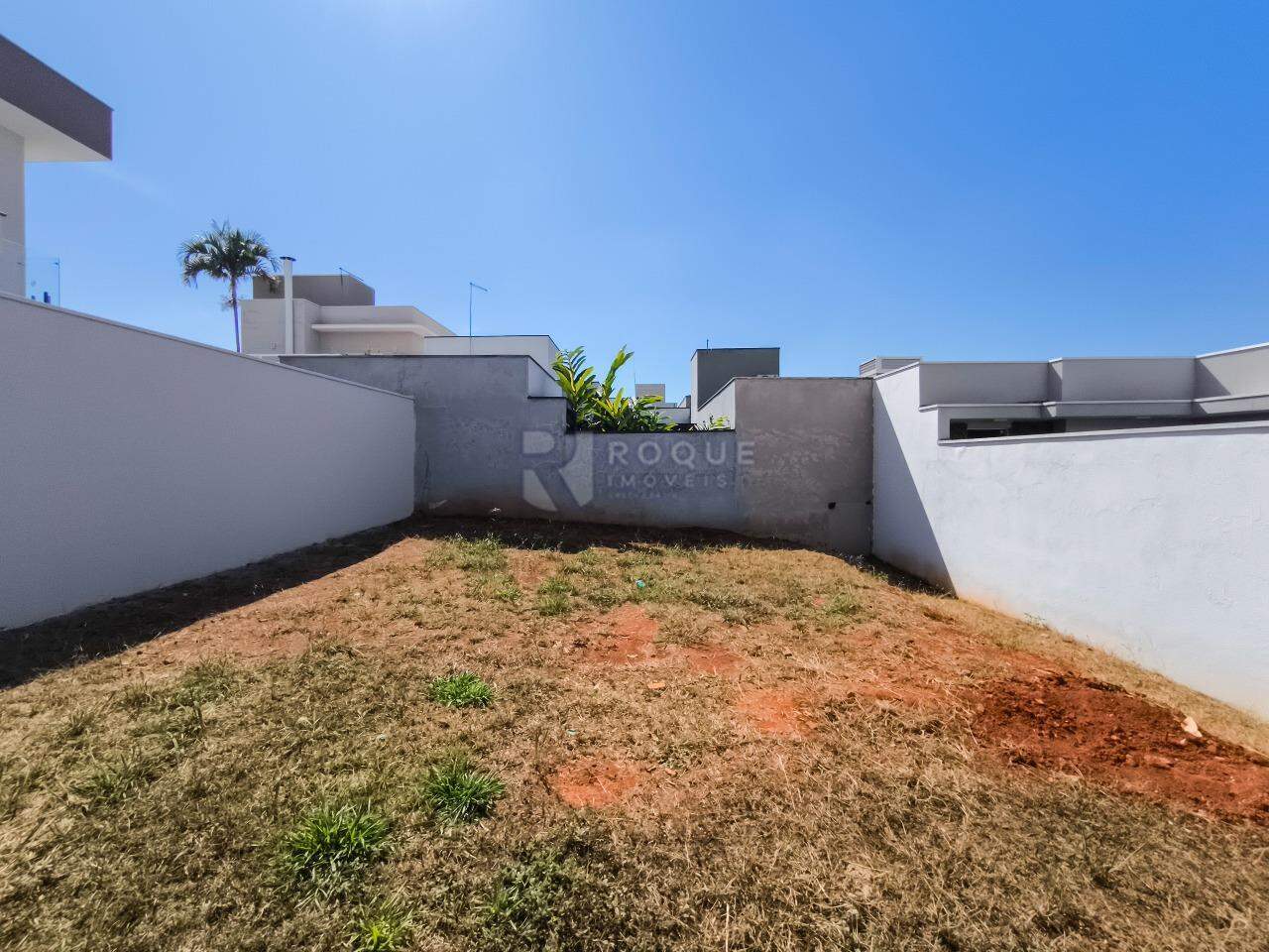 Terreno em condomínio à venda no bairro Terras de São Bento I: 