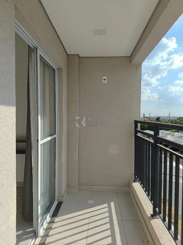 Apartamento para aluguel no bairro Jardim Santa Adélia: Sacada