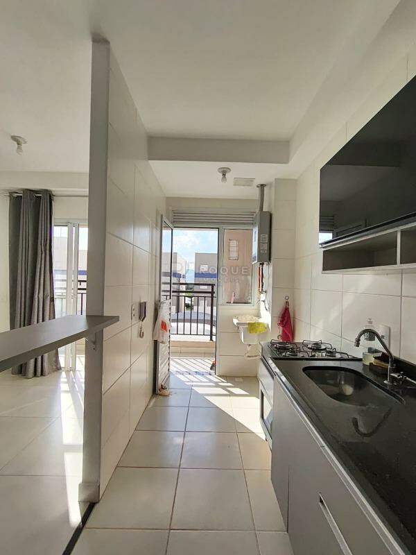 Apartamento para aluguel no bairro Jardim Santa Adélia: Cozinha