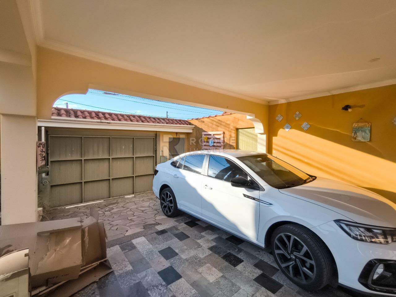 Casa Residencial à venda no bairro Jardim Elite: GARAGEM