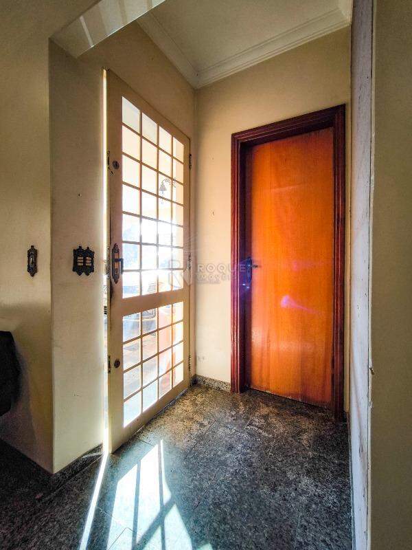 Casa Residencial à venda no bairro Jardim Elite: HALL DE ENTRADA