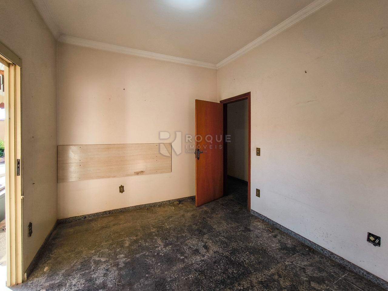 Casa Residencial à venda no bairro Jardim Elite: DORMITÓRIO 1