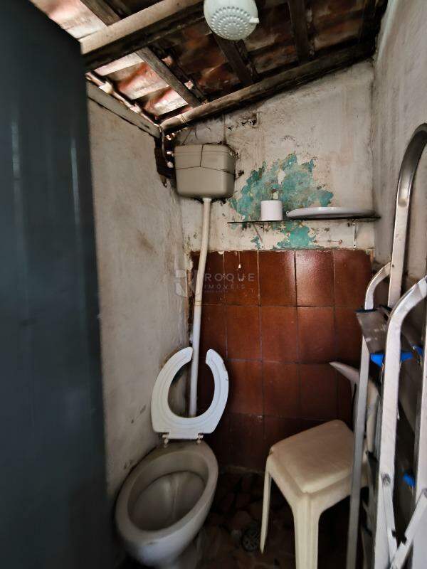 Casa Residencial à venda no bairro Jardim Perola: BANHEIRO CASA 2